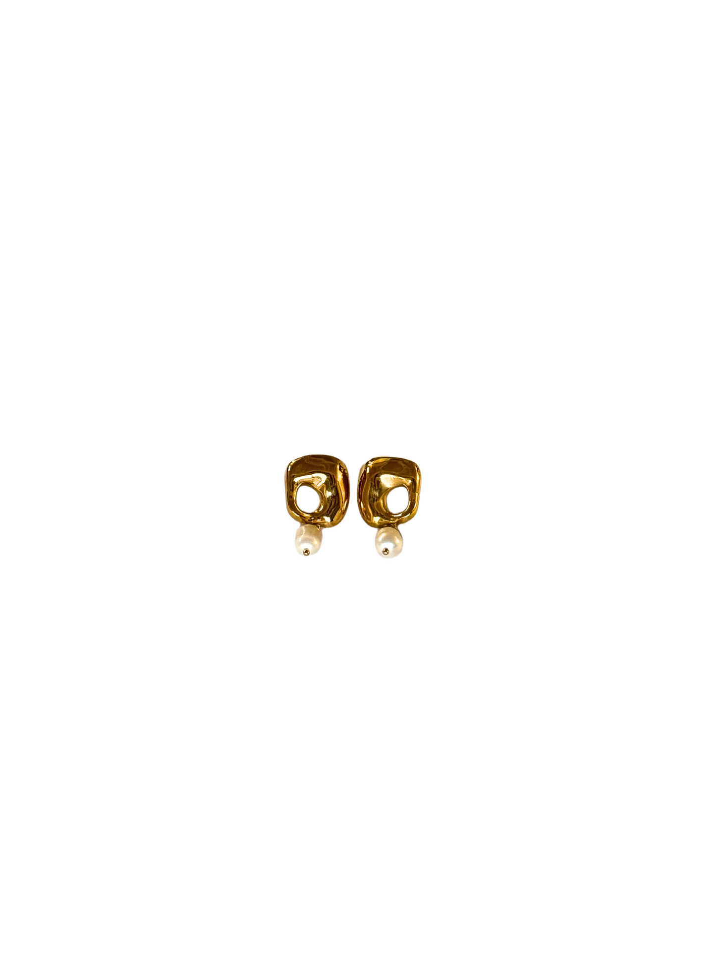 Pearl drop gold earrings